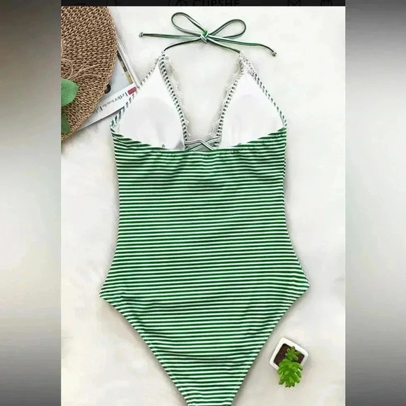 Cupshe Roman Holiday Lace One Piece Swimsuit size Large New with Tags NWT - Picture 2 of 10